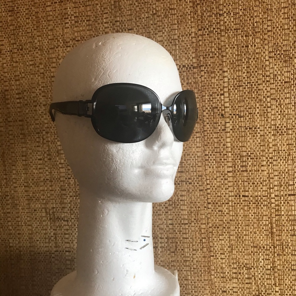 New BURBERRY Women’s Sunglasses .Made in Italy